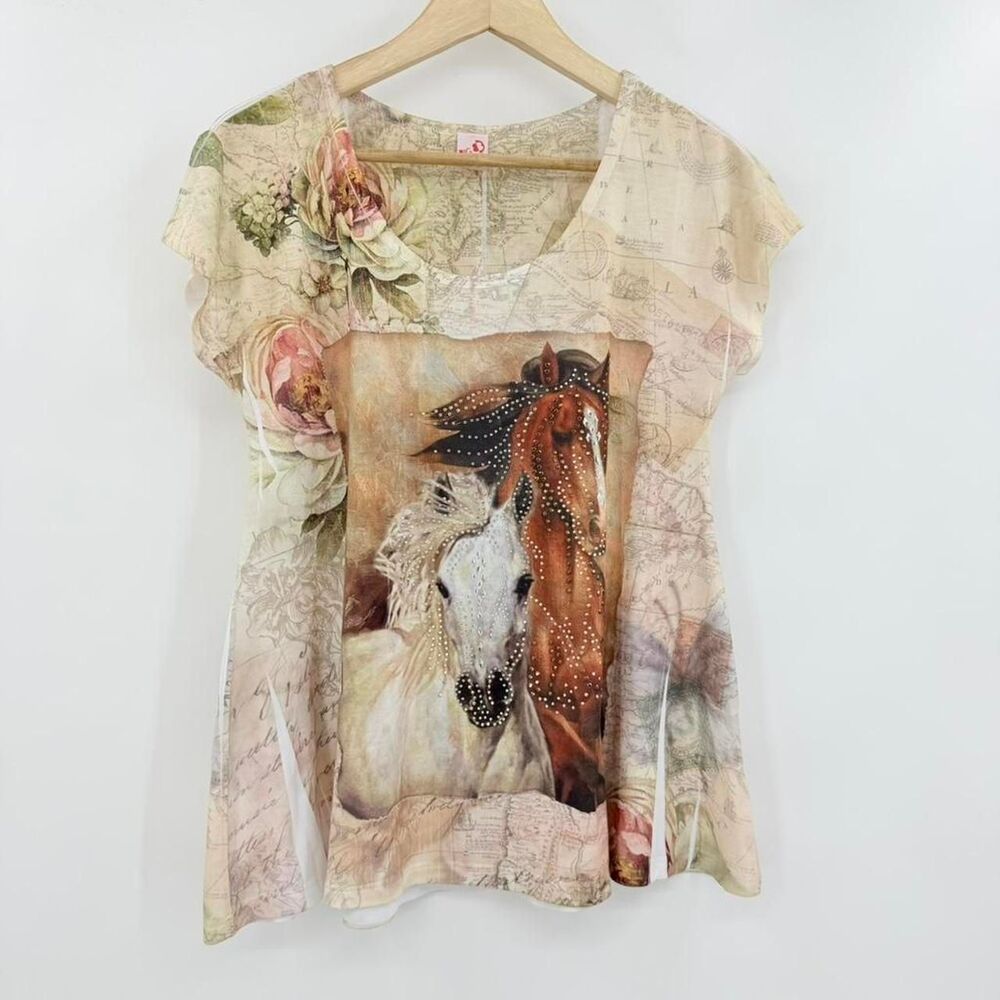 Big Bang Clothing USA Horse Rhinestone Graphic Top Vintage Map Floral Medium